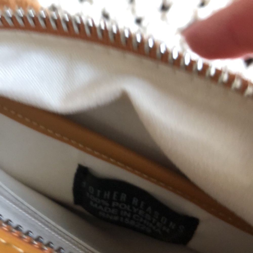 8 Other Reasons Chocolate Faux Shearling Shoulder Bag - Picture 6 of 12